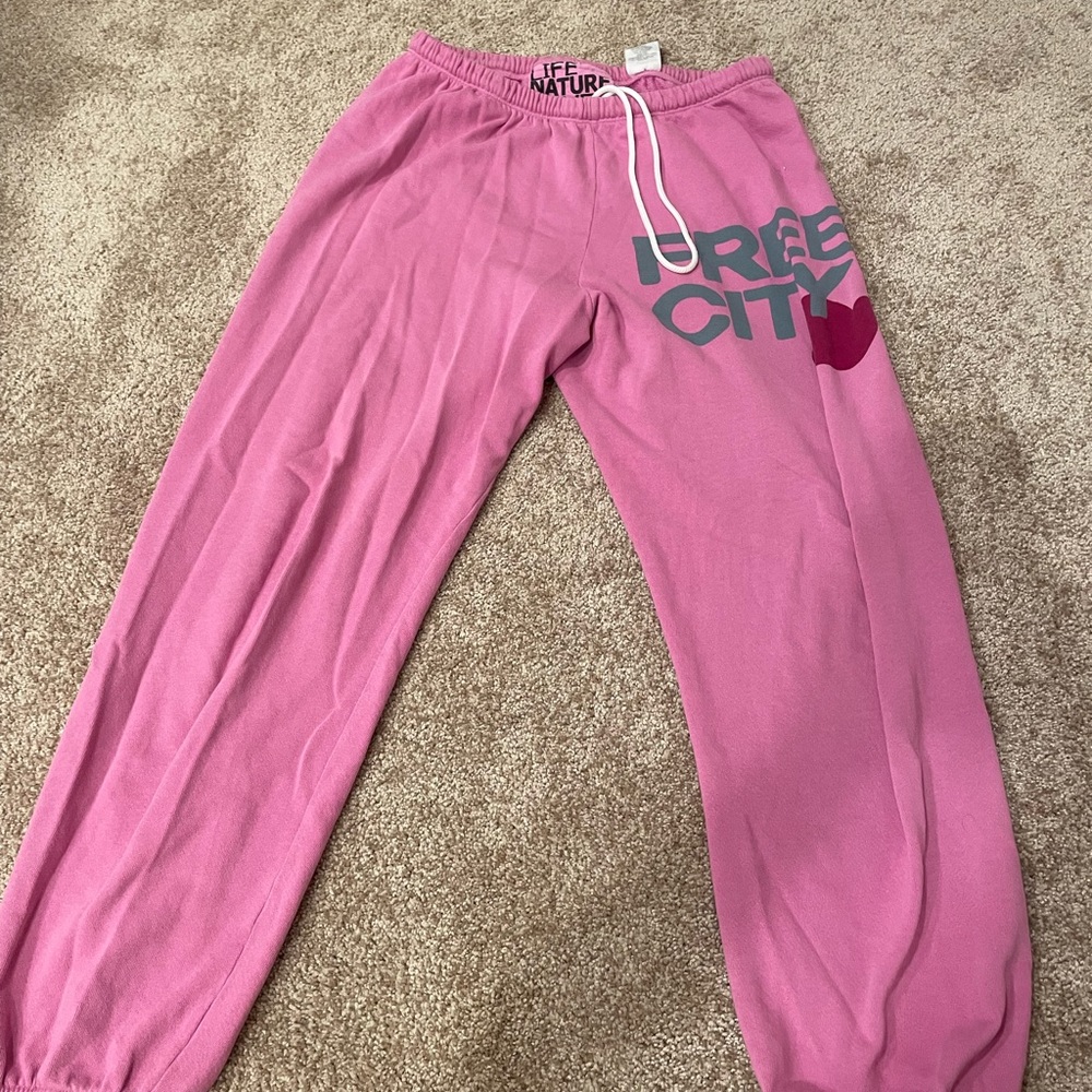 Free city sweatpants
